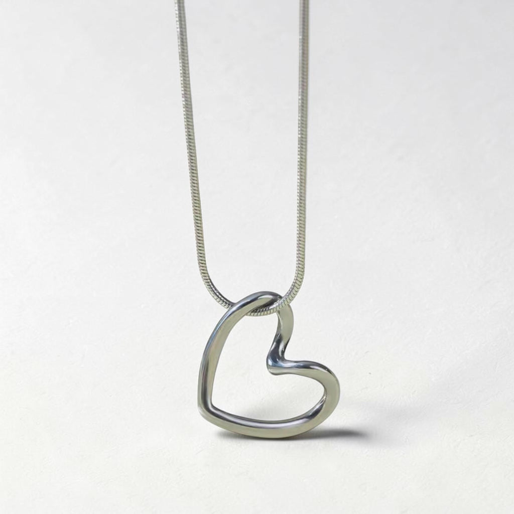 Heartline Necklace