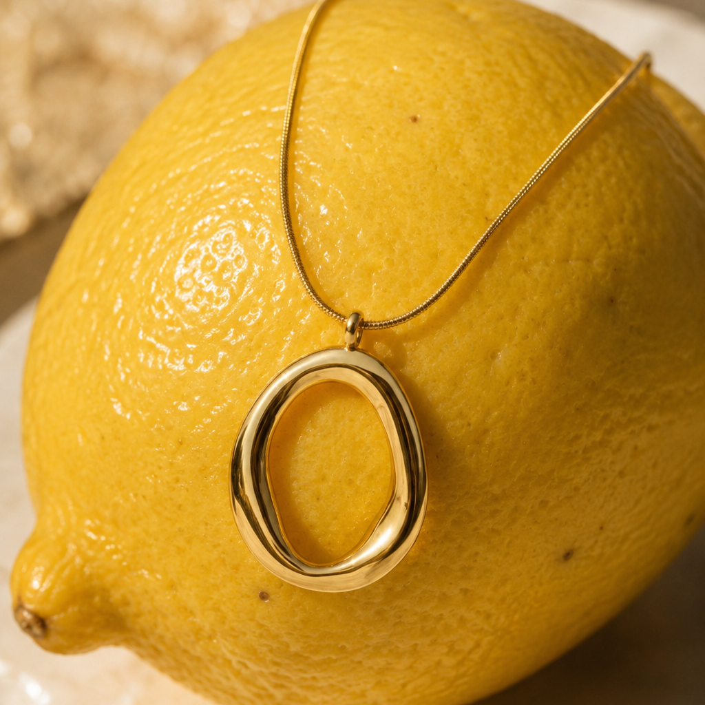 Delia Pendant Necklace