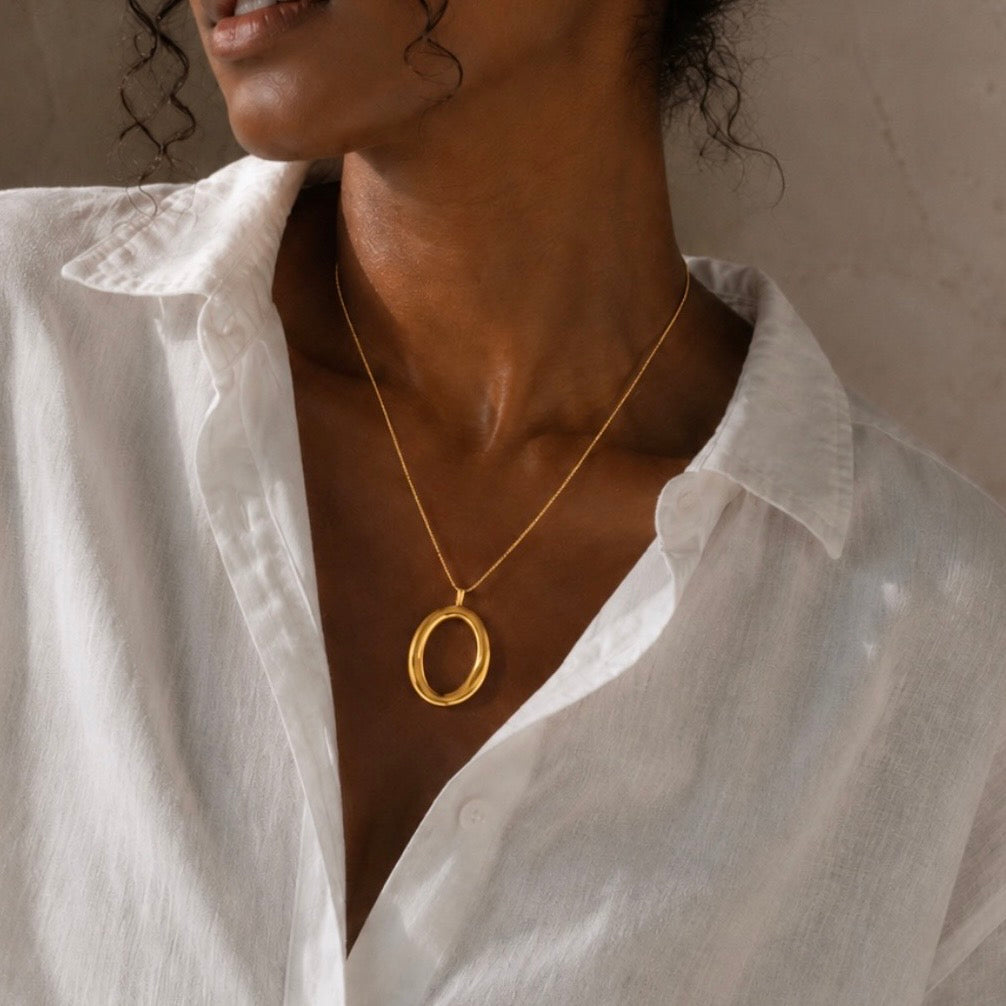 Delia Pendant Necklace